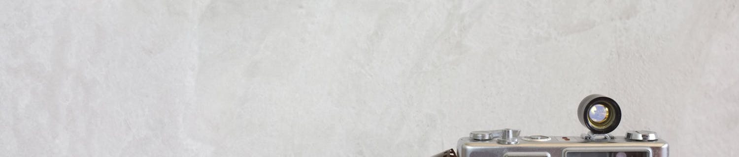 Filmikamera ja filmirulla Filmikamera ja filmirulla